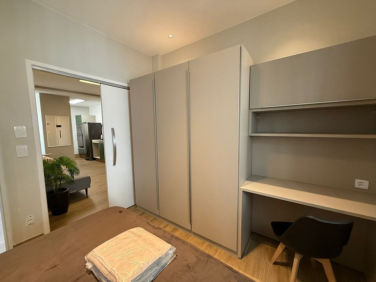 A una cuadra de la playa, Dos suites, Prudente - Posto 9