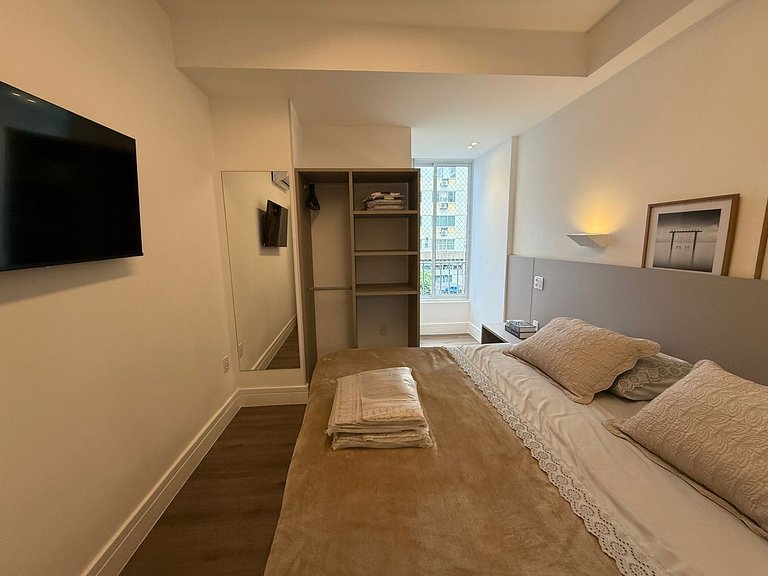 Three suites, two blocks from the beach.