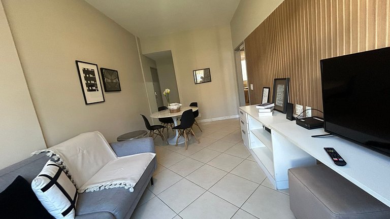 Posto 9, Ipanema 2 bedrooms with suite